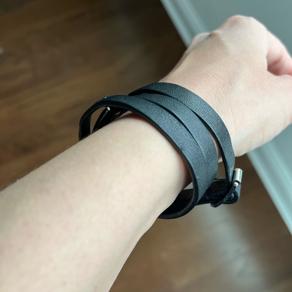 Michael Kors leather bracelet - Picture 3 of 3